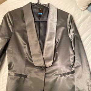 Shiny gray Women’s jacket/blazer